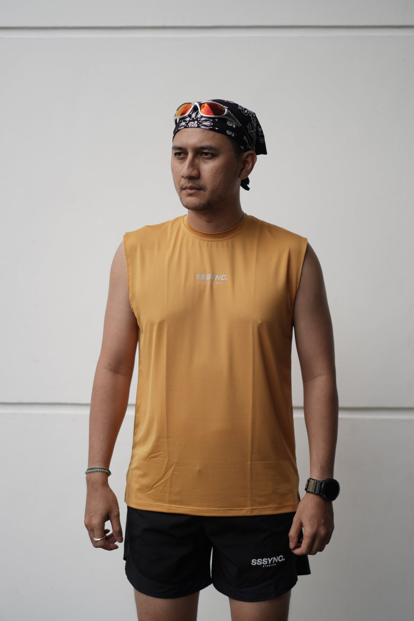 Cross Train G.E.N Sleeveless Tees Gold