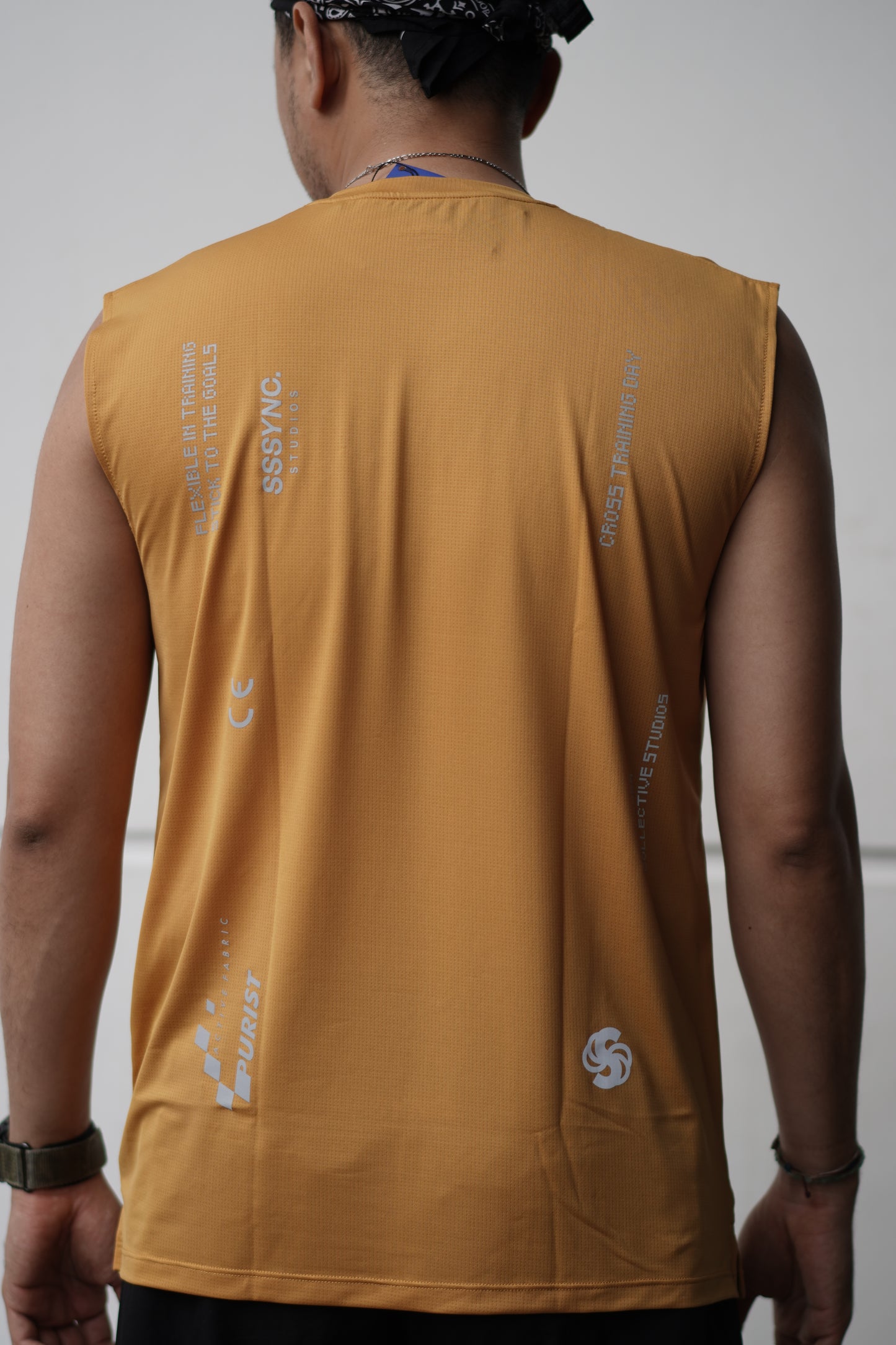 Cross Train G.E.N Sleeveless Tees Gold